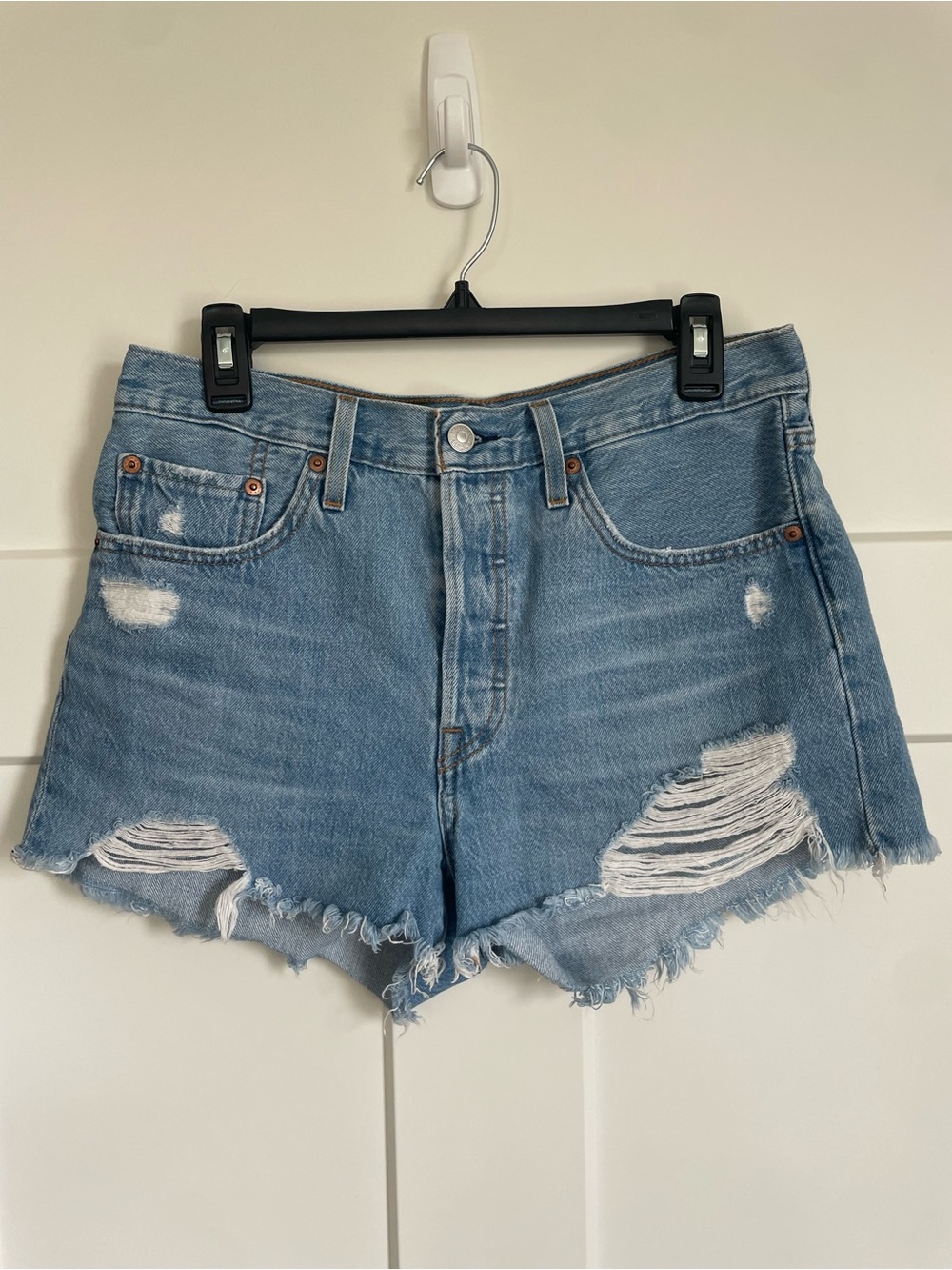 Levi’s 501 High-Rise Button Fly Distressed Denim Shorts - Sz 28
